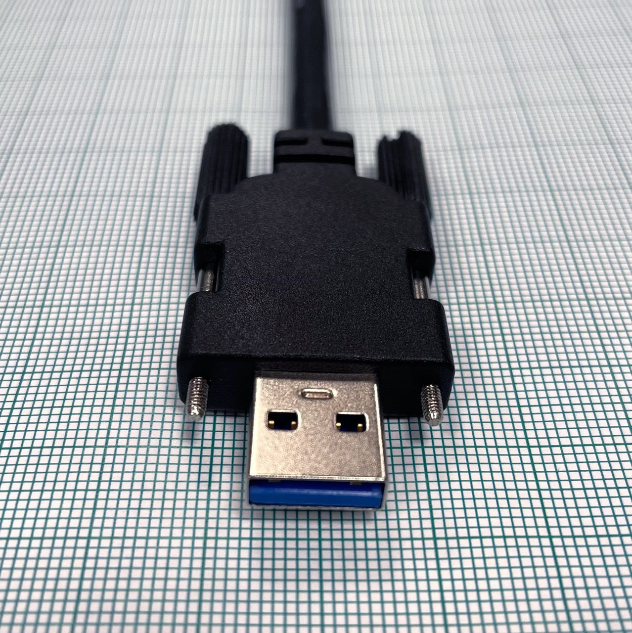 Perspective view of Type A USB 3.0 Vision screw lock connector